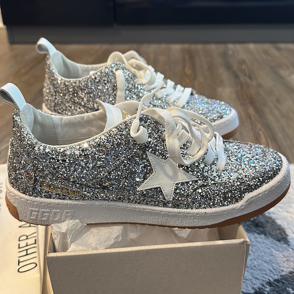 Golden Goose Yeah Sneakers